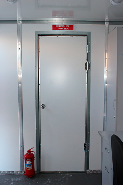 Тёмная комната фото 1