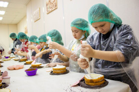 Праздник продолжается