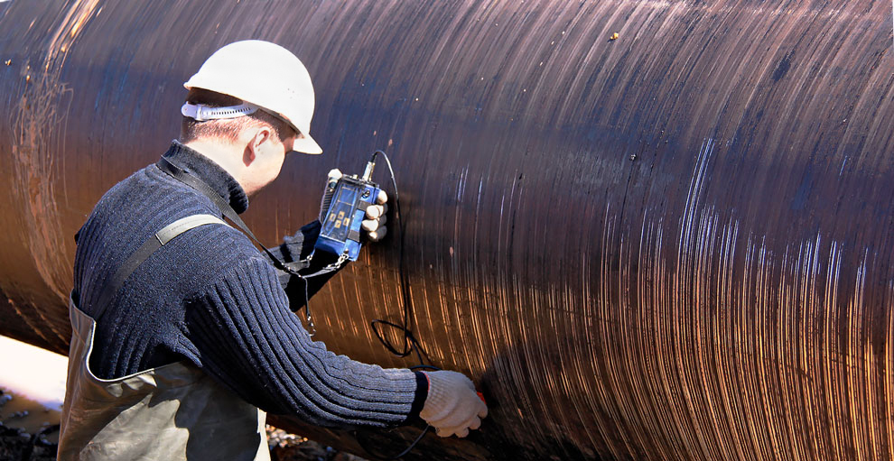 Контроль трубопровода с помощью дефектоскопа ВИД-345